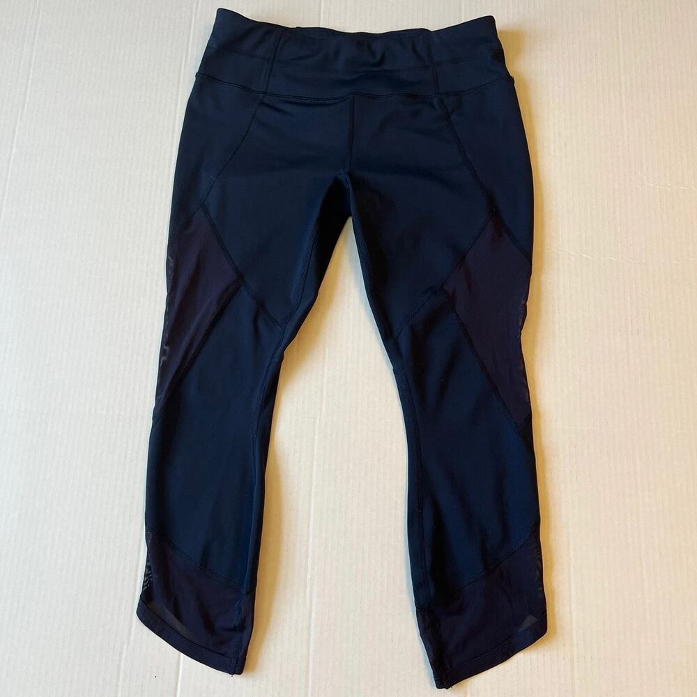 Athleta Sz M Capri Mesh Cropped Athletic Leggings Navy Blue Workout Running EUC